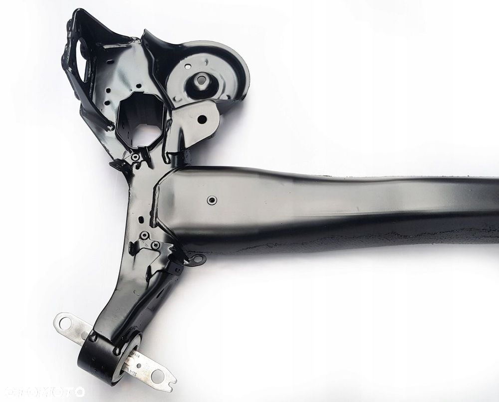 Tylna belka Peugeot 308 II 2013-2021, 3008 II SUV, 5008 II 2016 - - 5