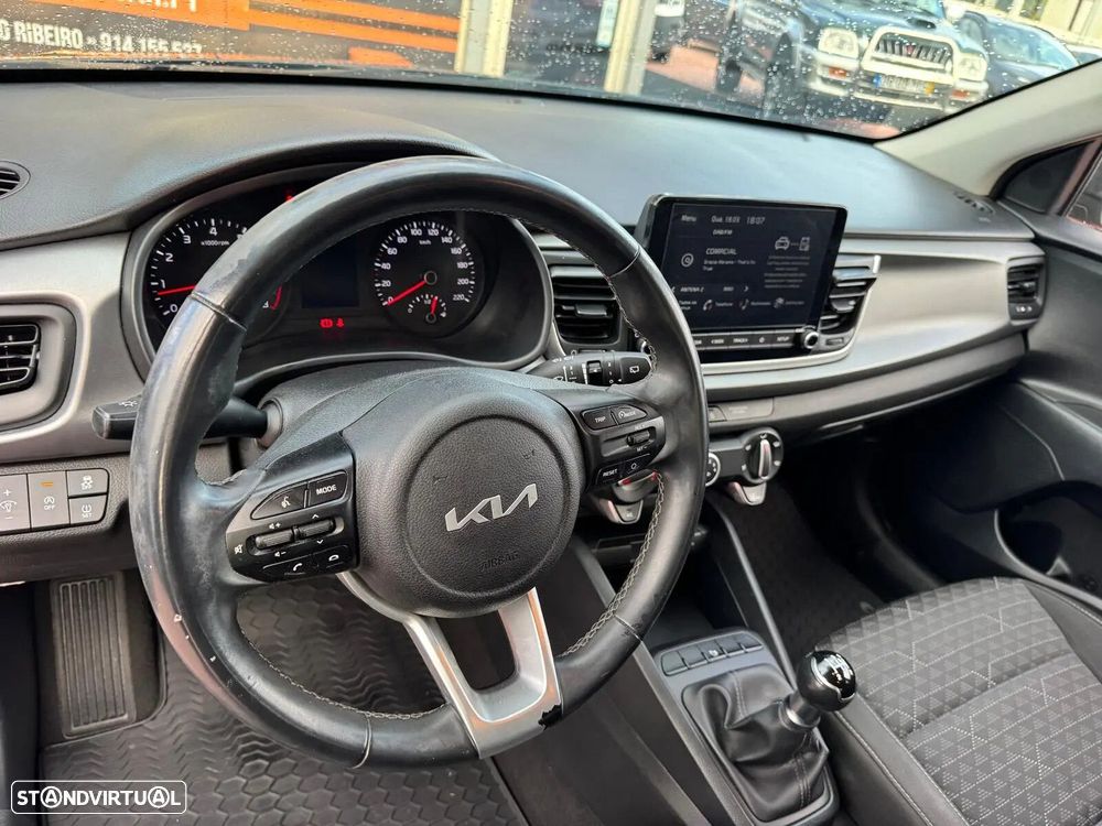 Kia Rio 1.2 CVVT Dynamic - 31