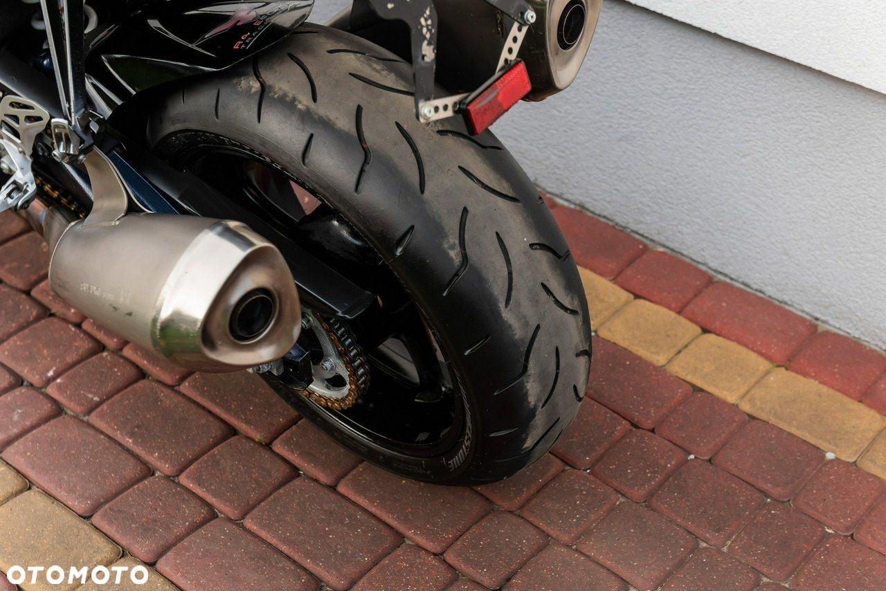 Suzuki GSX-R - 8