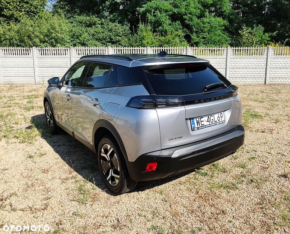 Peugeot 2008 PureTech 100 Allure S&S BVM6 - 19