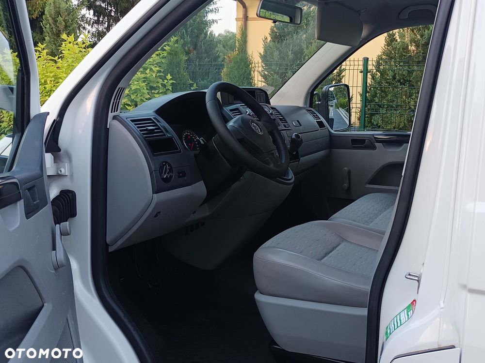Volkswagen Transporter T5 - 7