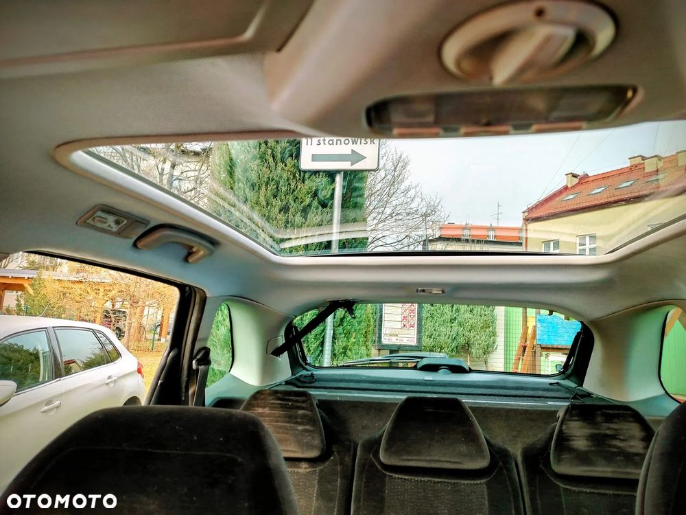 Citroën C4 Picasso 2.0 HDi FAP Exclusive - 14