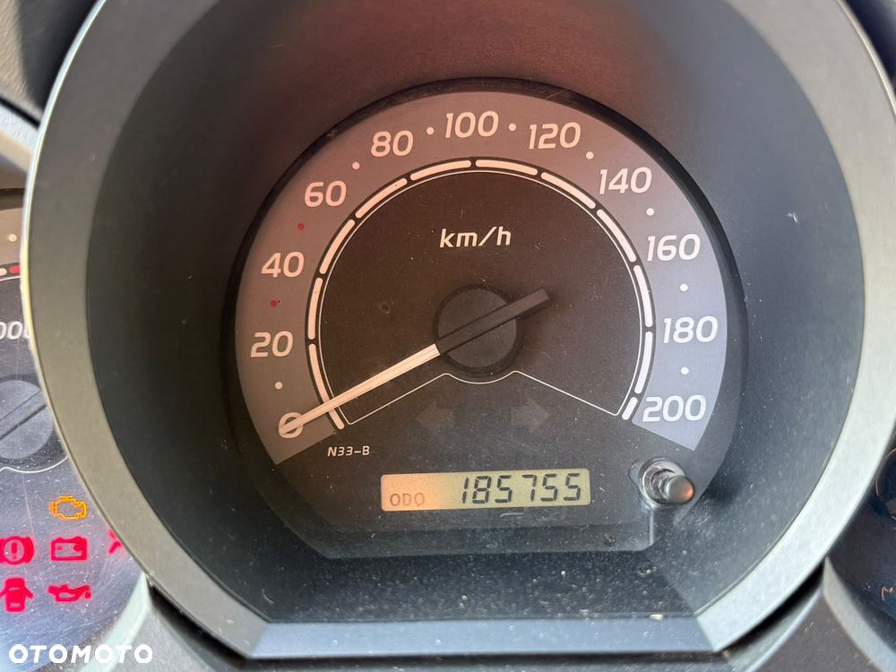 Toyota Hilux 2.5 D-4D DLX - 2