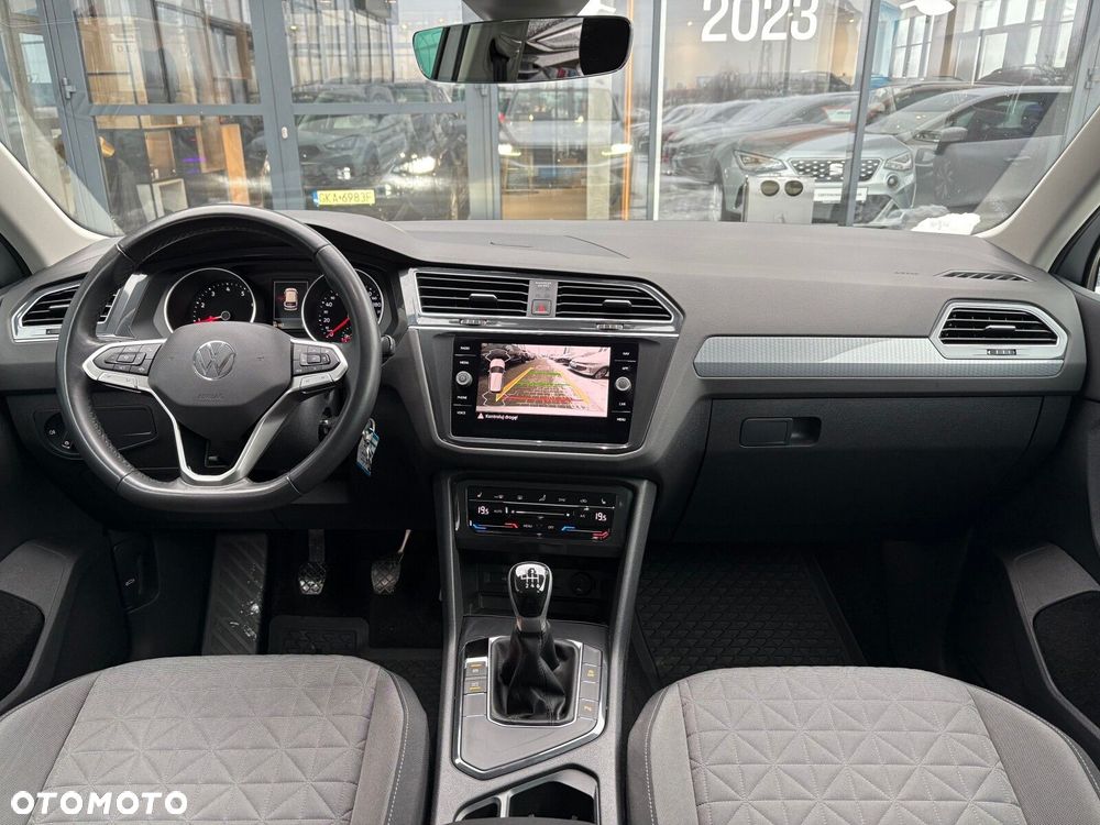 Volkswagen Tiguan - 9