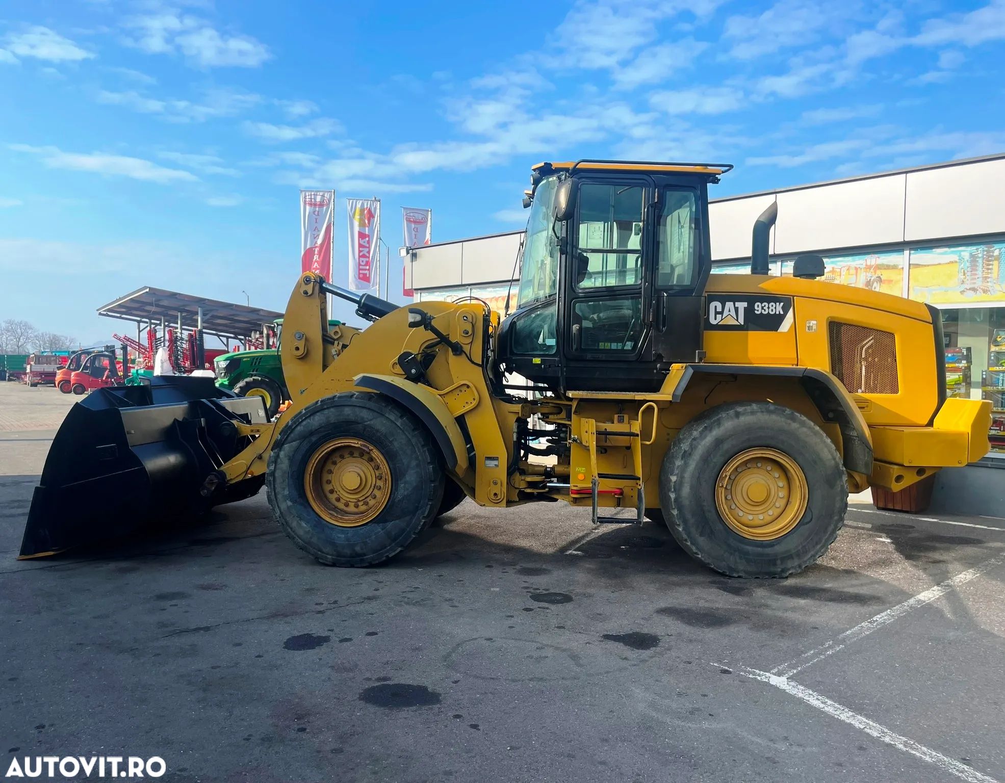 Caterpillar 938K - 1
