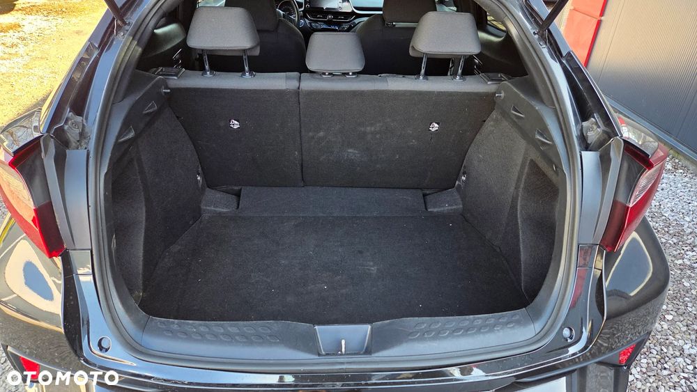 Toyota C-HR Business-Edition - 16