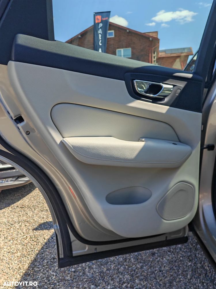 Volvo XC 60 - 39