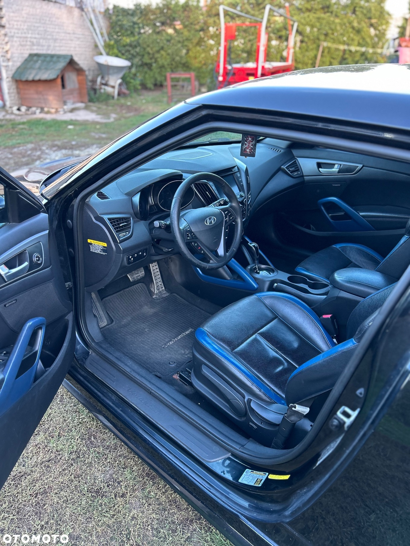 Hyundai Veloster - 11