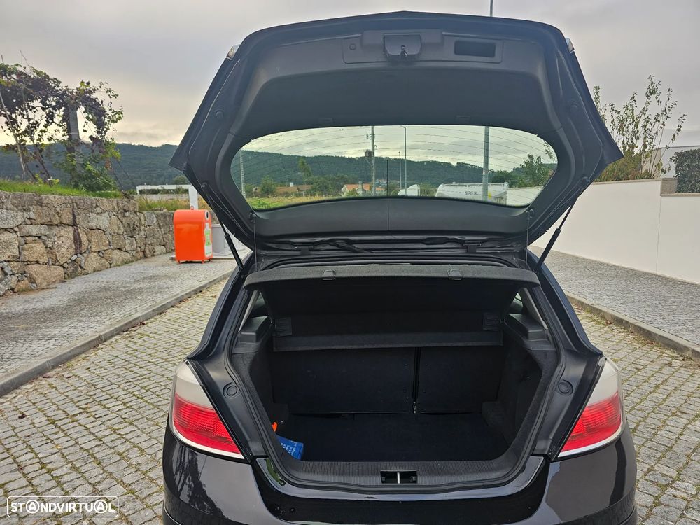 Opel Astra 1.7 CDTi Cosmo M6 - 22