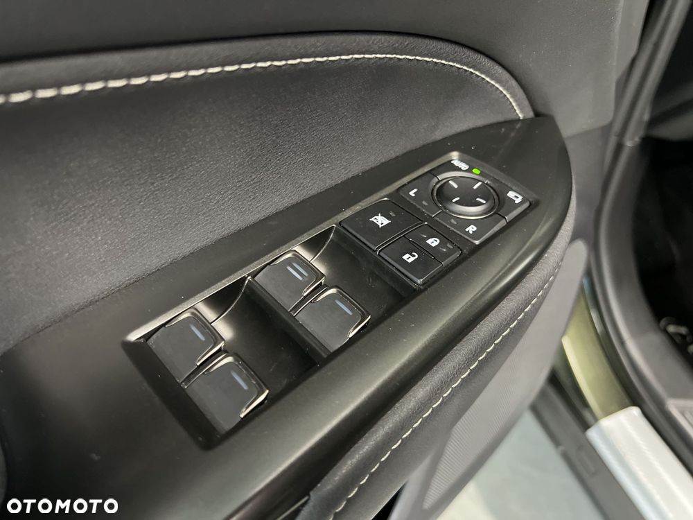 Lexus NX 350h Business AWD - 21