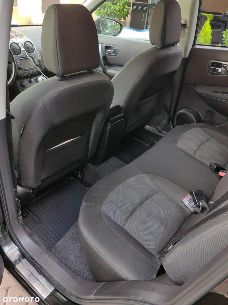 Nissan Qashqai 2.0 dCi 4x4 360 EU5 - 9