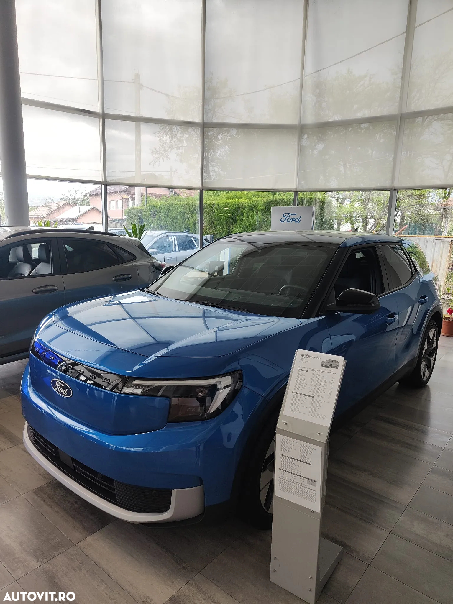 Ford Explorer RWD 77 kWh Extended Range Premium - 8