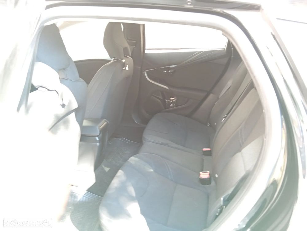 Volvo V40 2017 photo 5