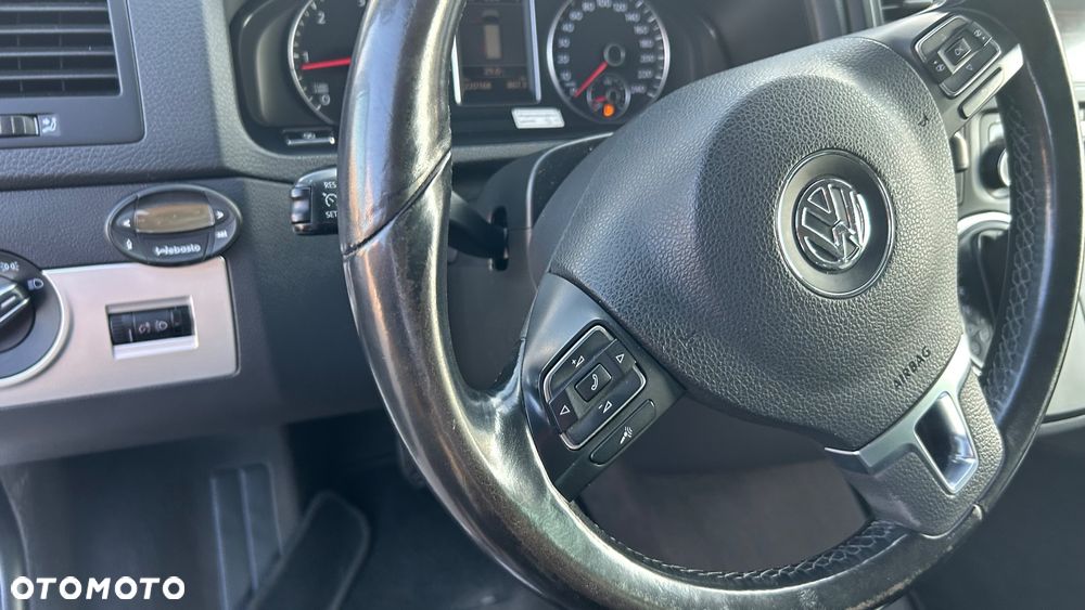 Volkswagen Multivan - 34