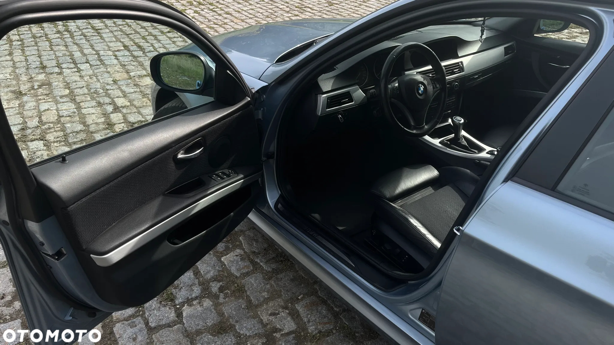 BMW Seria 3 320i - 8