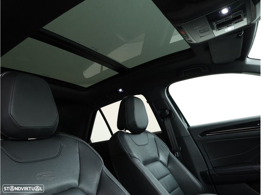 VW T-Roc 2.0 TDI R-Line DSG - 26
