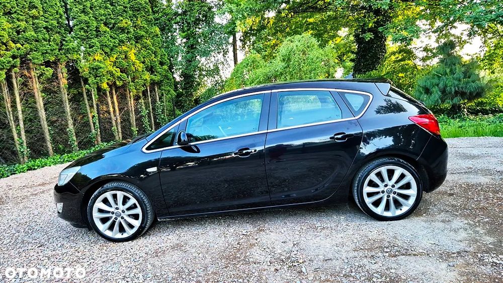 Opel Astra 1.6 Turbo Edition - 20