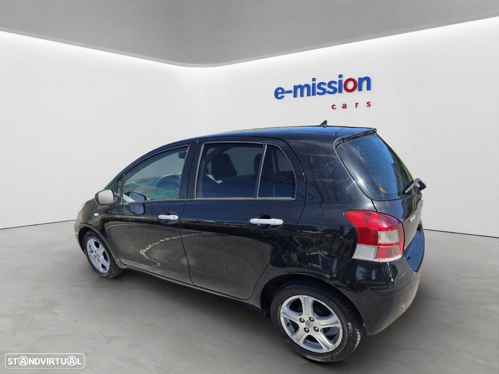 Toyota Yaris 1.4 D-4D - 3