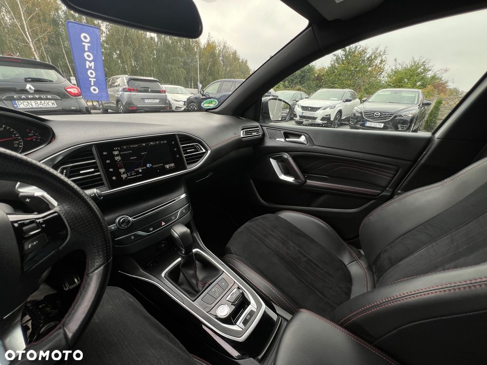 Peugeot 308 BlueHDi 180 EAT6 GT - 28