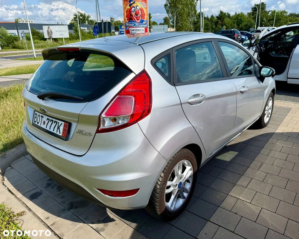 Ford Fiesta 1.25 Ambiente EU5 - 4