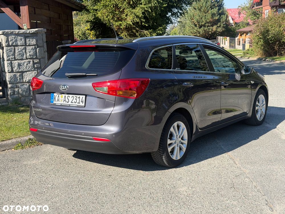 Kia Ceed 1.6 GDI Platinum Edition - 11