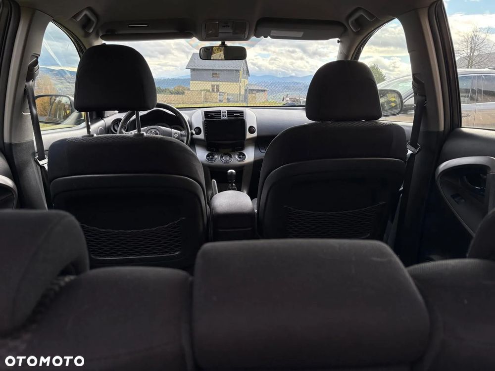 Toyota RAV4 2.2 D-4D 4x4 - 9