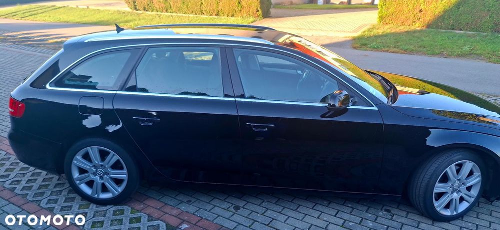 Audi A4 Avant 2011 photo 5