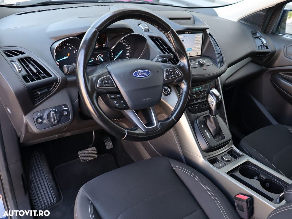Ford Kuga - 14
