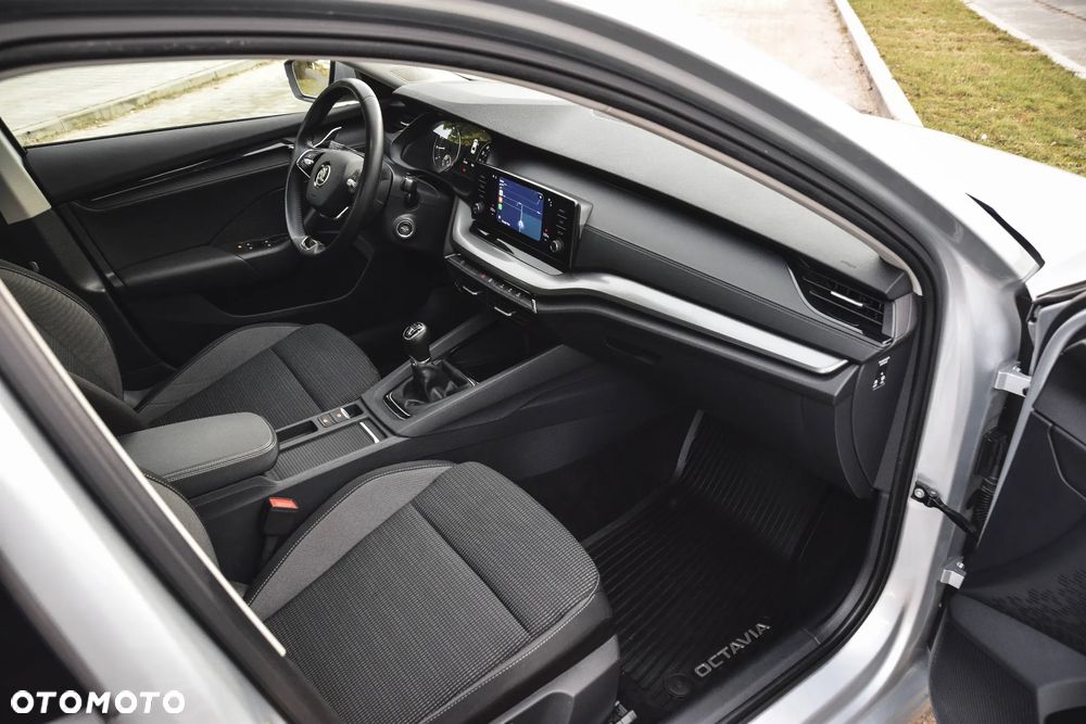 Skoda Octavia 1.5 TSI ACT Ambition - 25