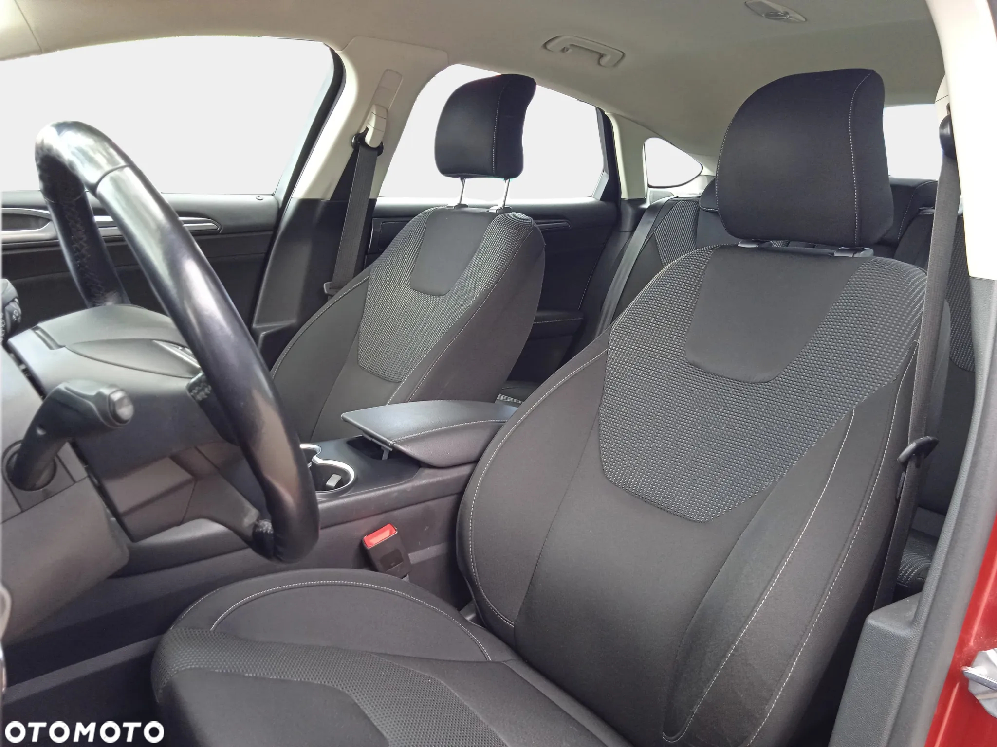 Ford Mondeo 2.0 EcoBlue Titanium - 29