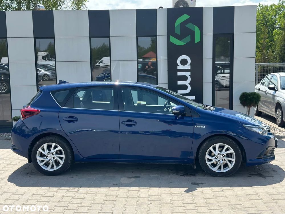 Toyota Auris - 4