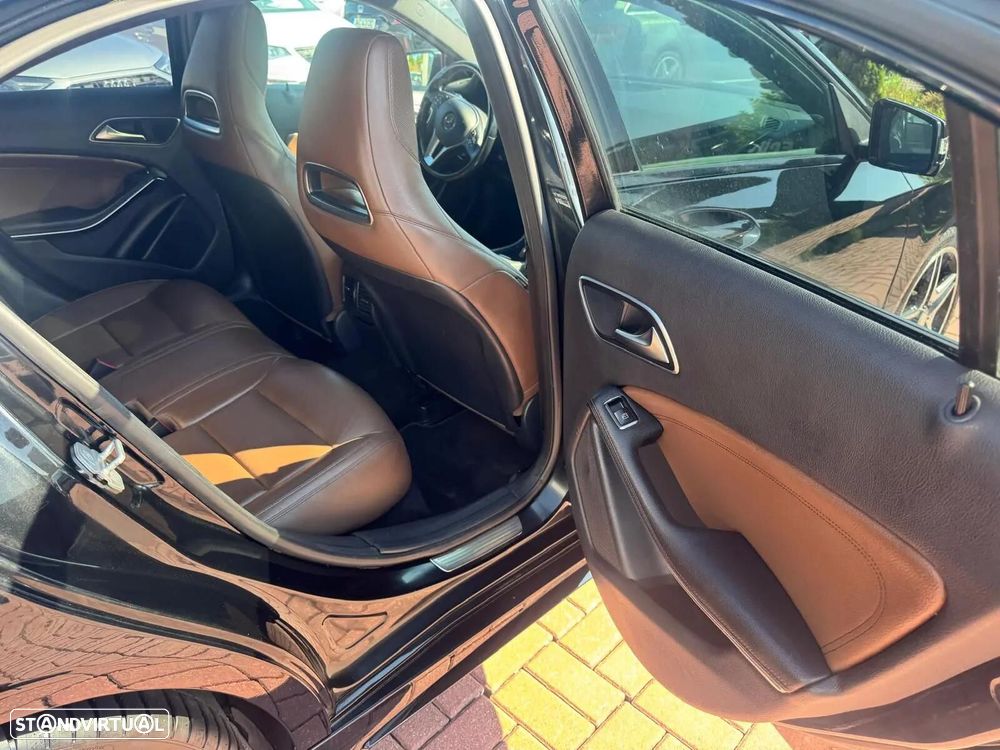 Mercedes-Benz A 220 - 17