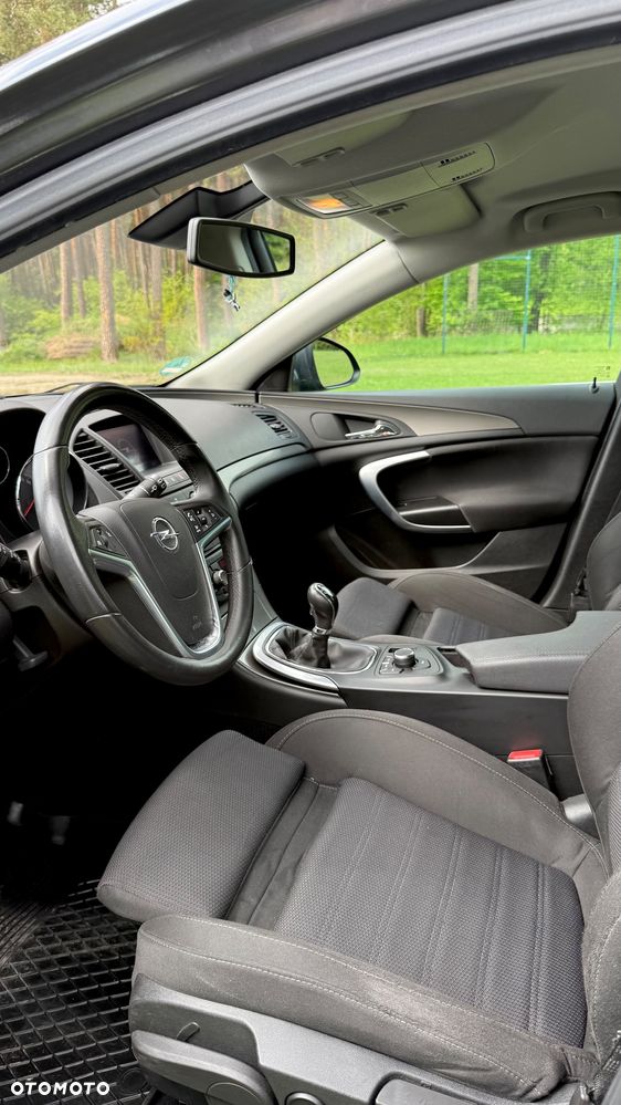 Opel Insignia 1.8 Sport - 10
