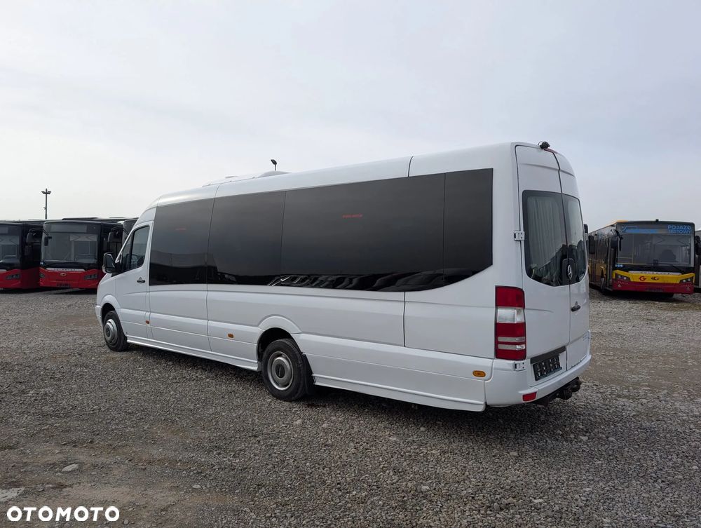 Mercedes-Benz Sprinter 515 - 8