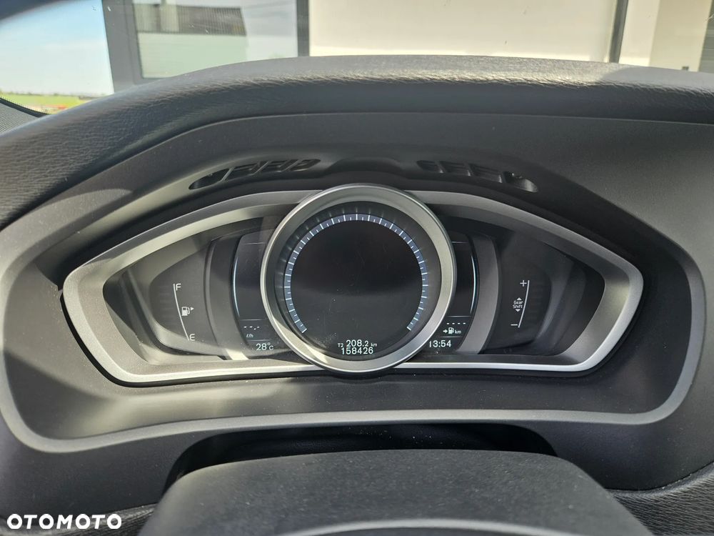 Volvo V40 - 14