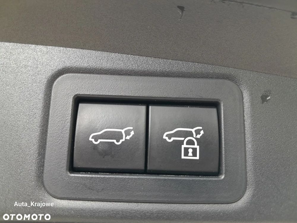 Toyota Corolla 2.0 Hybrid Style - 33