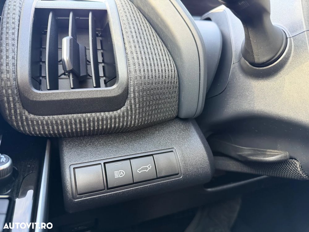 Toyota BZ4X 150 KW FWD (4x2) Luxury - 14