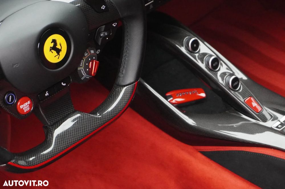 Ferrari 812 - 23