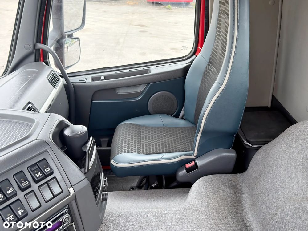 Volvo FM 420 Skrzynia 6,40 m * PK 34002 SH + PILOT / 8x4 - 10