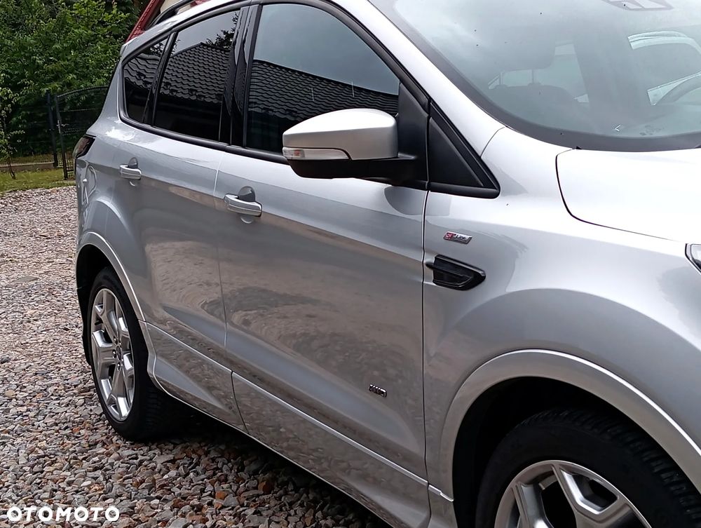 Ford Kuga 2.0 TDCi 4x4 ST-Line - 10