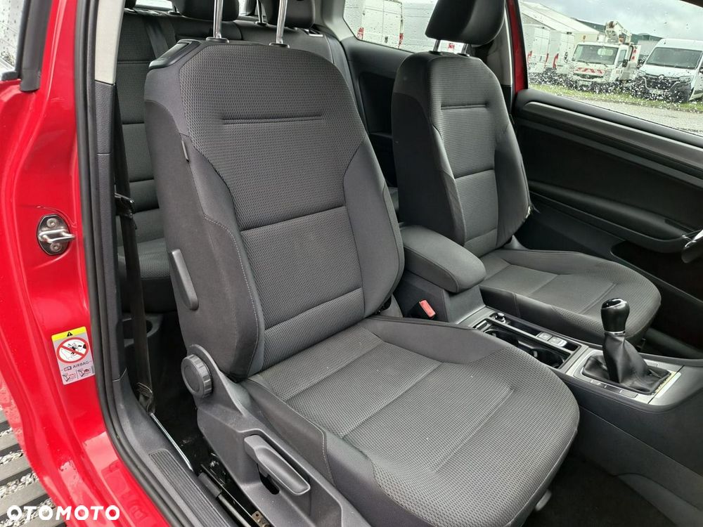 Volkswagen Golf - 15