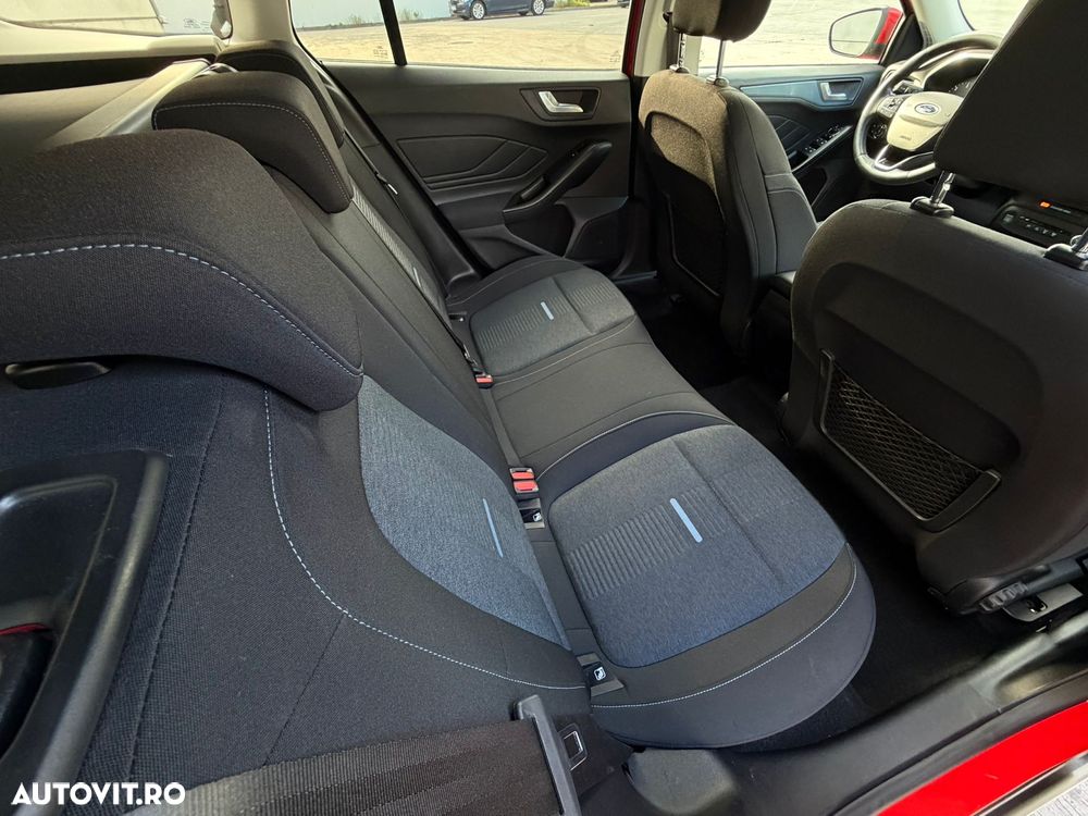 Ford Focus 1.5 EcoBlue Active Business - 10