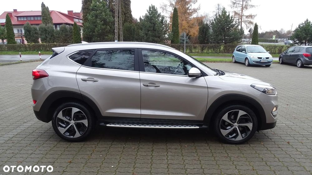 Hyundai Tucson 2.0 CRDI BlueDrive GO 2WD - 6