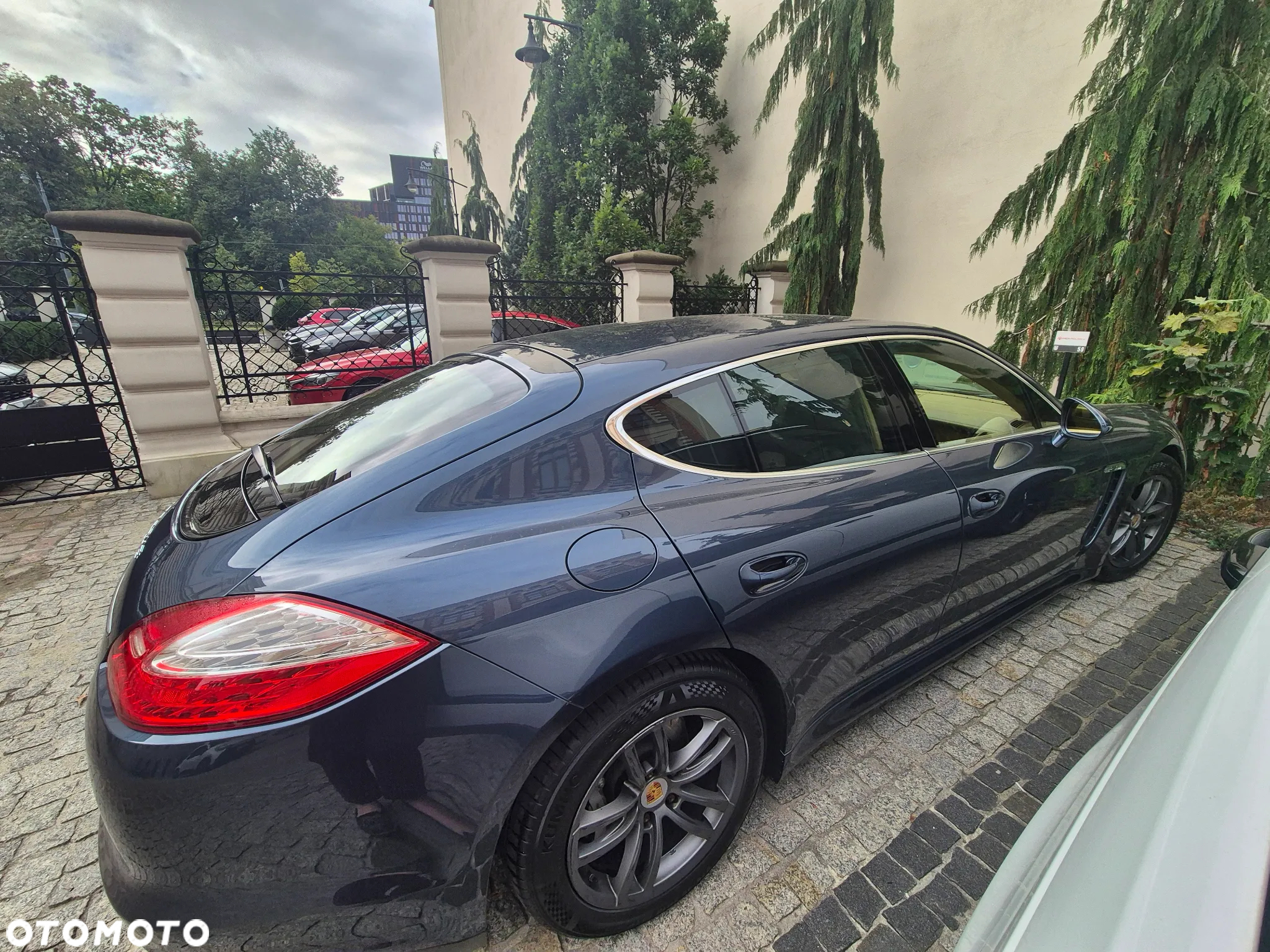 Porsche Panamera 4S - 5