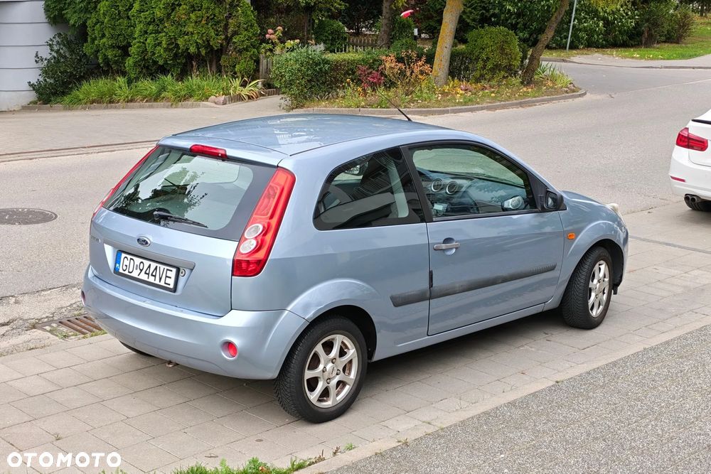 Ford Fiesta - 4
