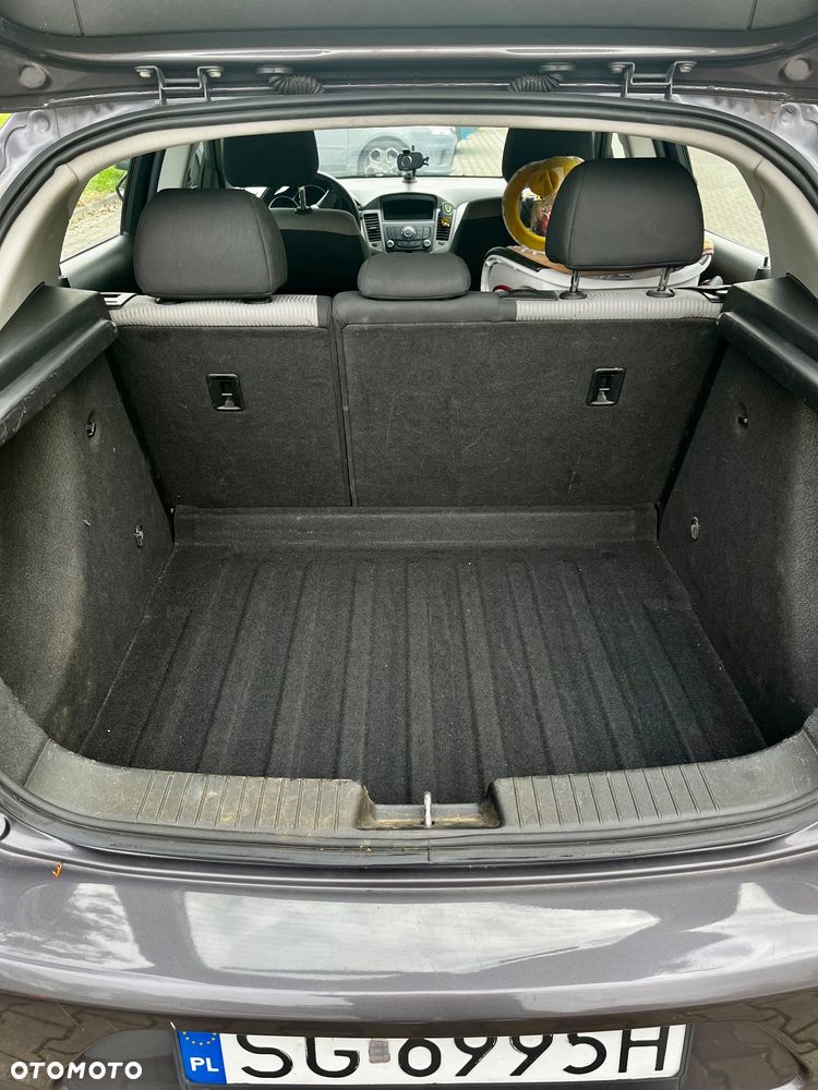 Chevrolet Cruze 1.6 LS - 15