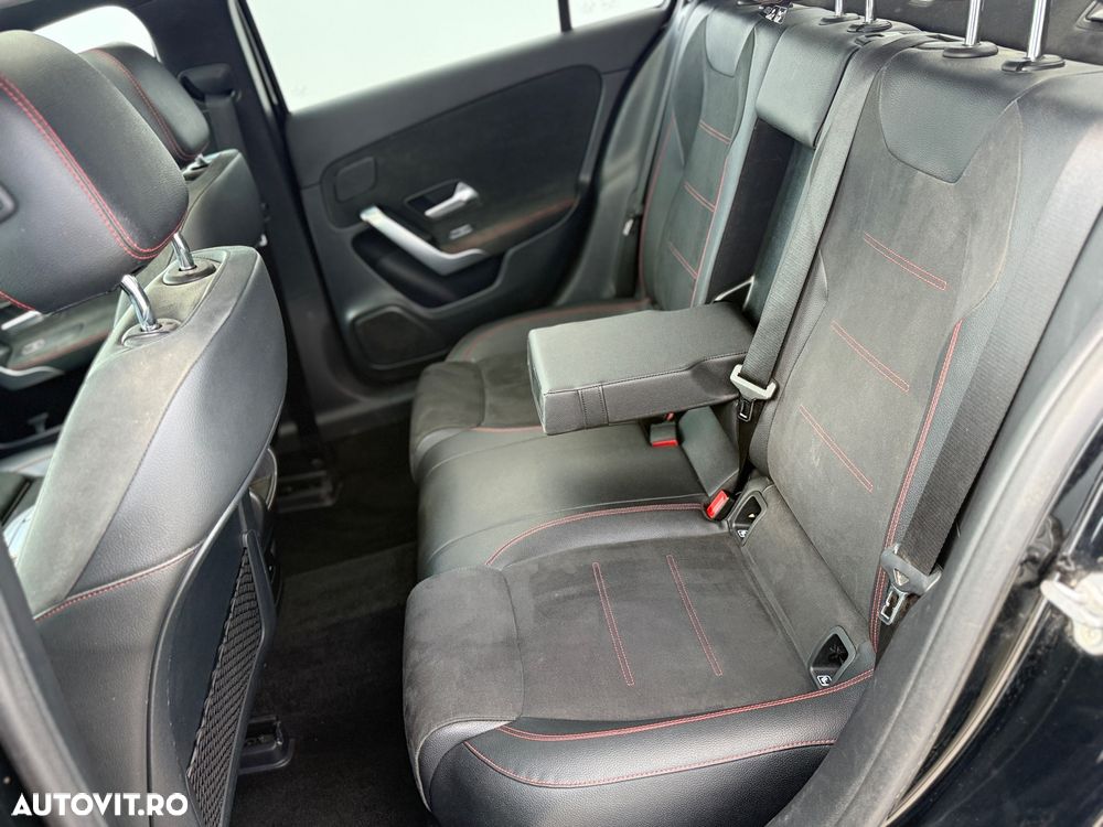 Mercedes-Benz A 200 d Sedan 8G-DCT AMG Line - 23