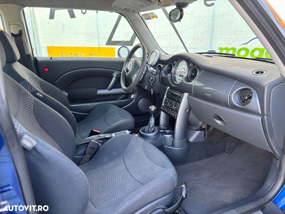 Mini Cooper Standard - 8