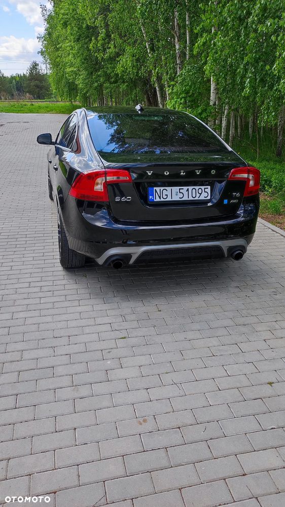 Volvo S60 T6 AWD Geartronic RDesign - 4