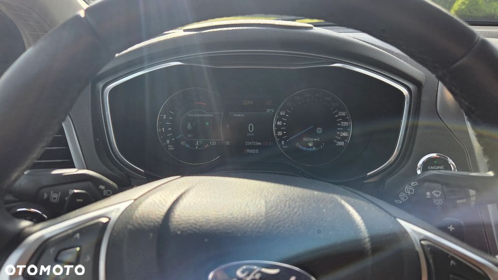 Ford Mondeo 2.0 TDCi Titanium PowerShift - 6